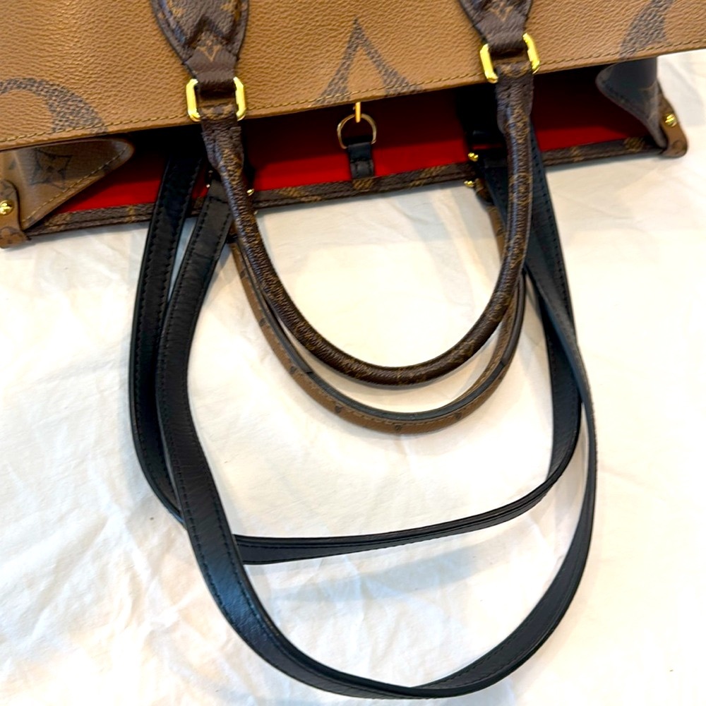 Authentic Louis Vuitton Brown OnTheGo MM Tote Bag - Picture 8 of 15